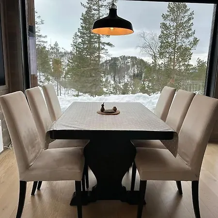 Luxurious Family Close To Trolltunga, Odda *